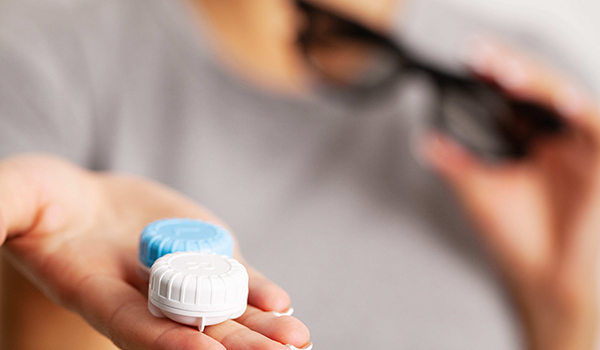 Benefici delle lenti a contatto rispetto agli occhiali