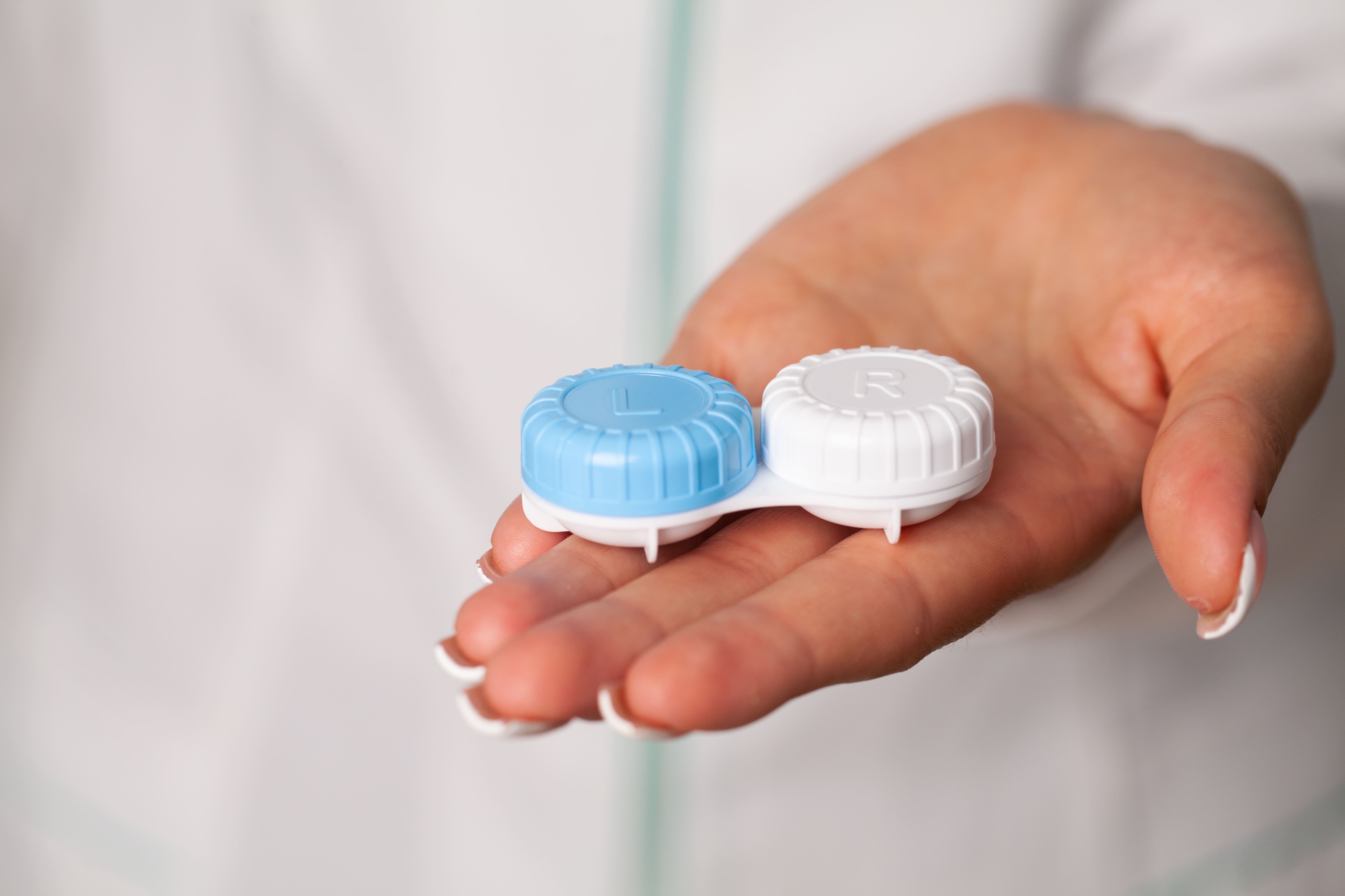 Come conservare le lenti a contatto